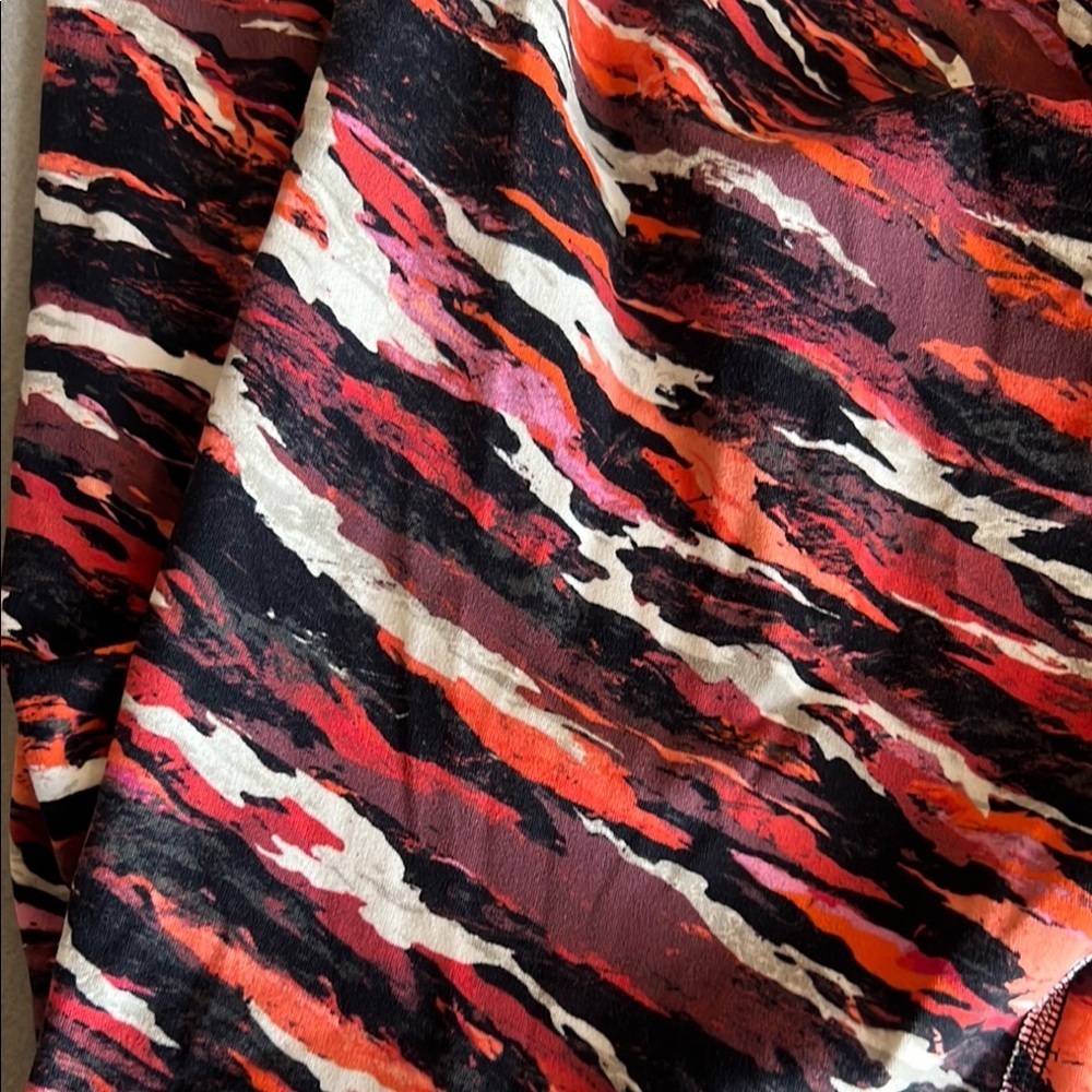 Lululemon Multicolor Leggings - Picture 7 of 12